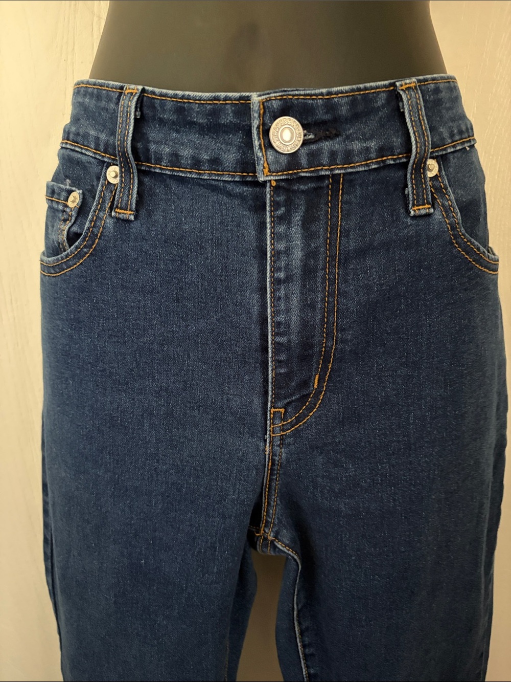 Levi’s Flare Jeans - Picture 2 of 9